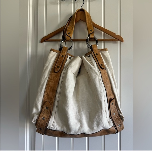 RUEHL No.925 GREENWICH NY Cream tote with leather detailing. - NWT - Picture 13 of 13